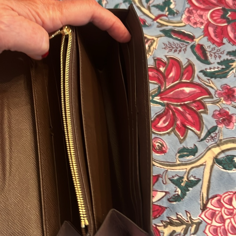 NOT FOR SALE Louis Vuitton Sarah Wallet - Picture 6 of 9